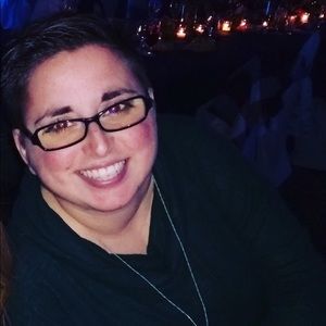 Meet your Posher, Lindsey